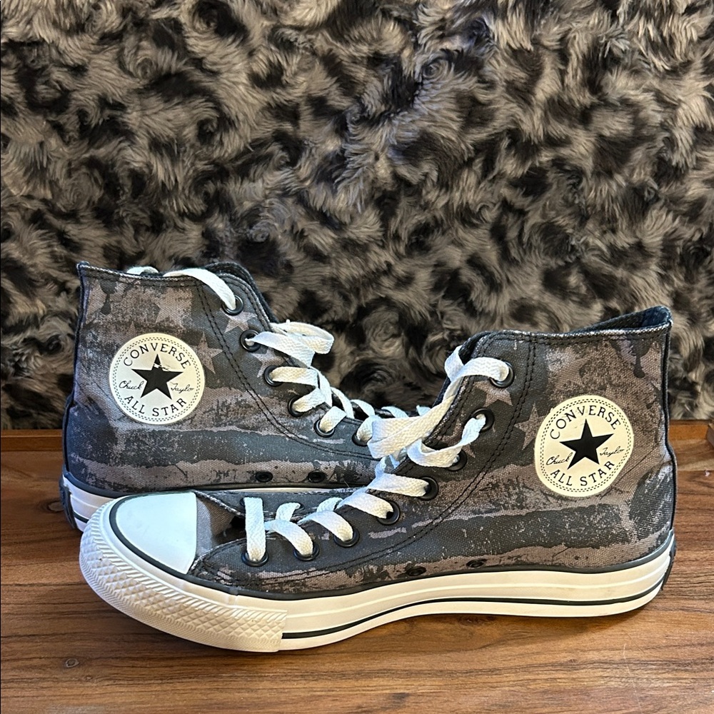 Converse All-Star camouflage flag high top sneakers men 7 women’s 9 UK 7 EUR 40